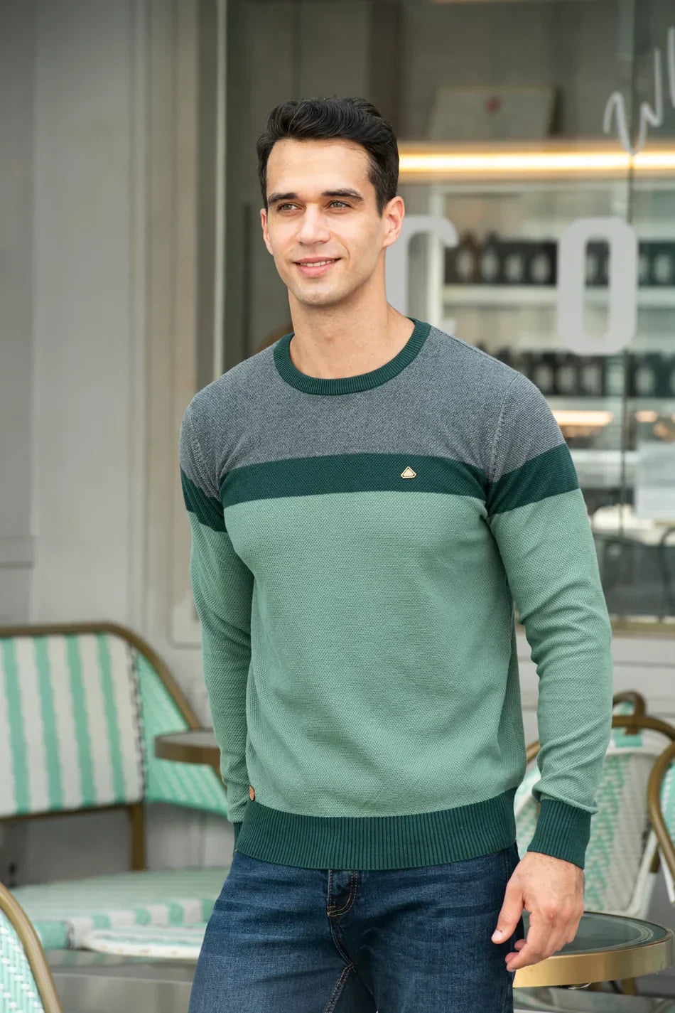 Oscar - Men's Sweater with Round Neck